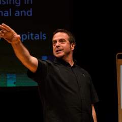 Mark Thomas