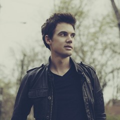 Tyler Hilton