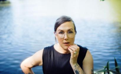 Nadia Reid  at Henry Ward Hall, Hastings
