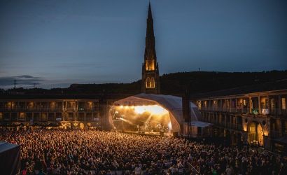 Simply Red  at The Piece Hall, Halifax