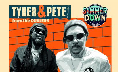 Tyber & Pete from The Dualers  at The Met Lounge, Peterborough