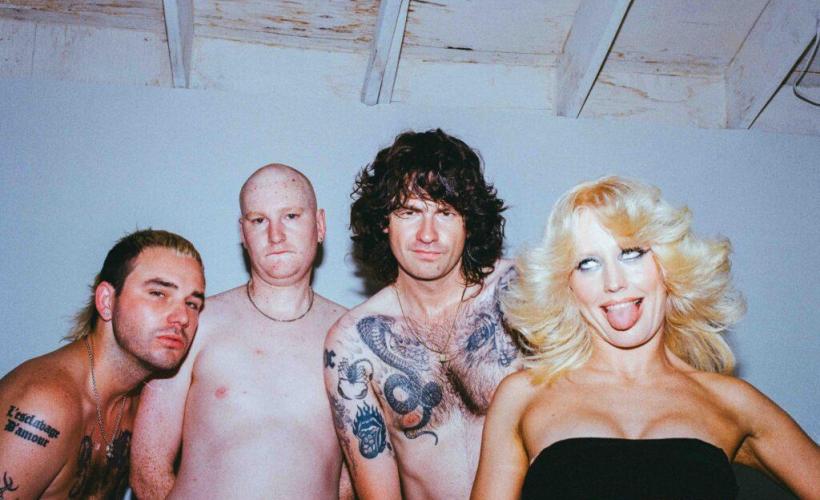 Amyl and the sniffers tickets