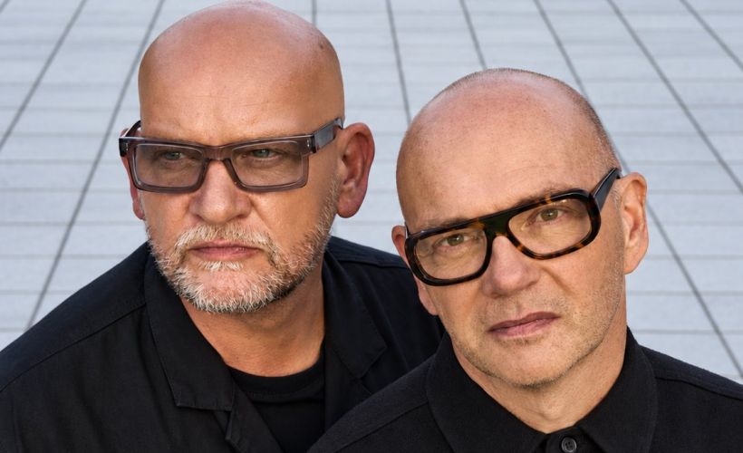 Hue and Cry Tickets