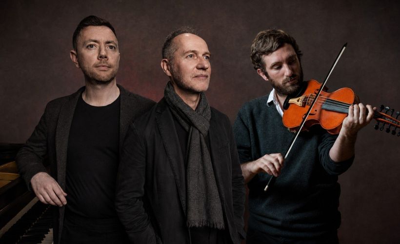 Iarla Ó Lionáird, Caoimhín Ó Raghallaigh & Cormac McCarthy