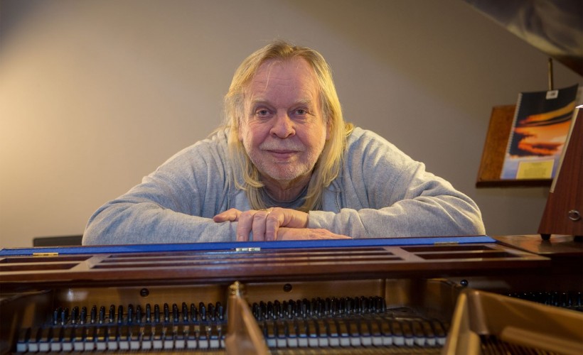 The Rick Wakeman Yuletide Christmas Show  at De Montfort Hall, Leicester 