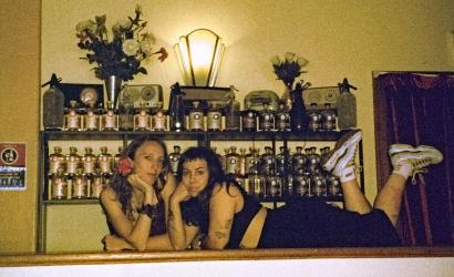 Andie & Isobel Knight  at The Grove, Nottingham