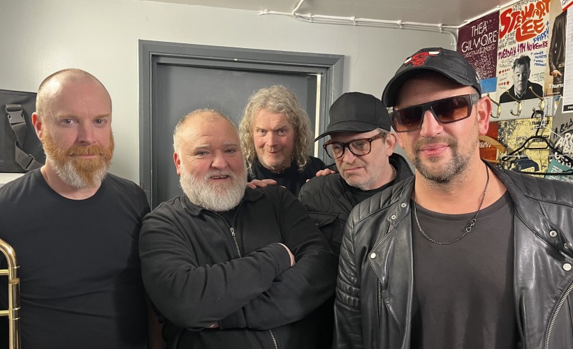 Dodgy  at Strings Bar & Venue, Isle of Wight