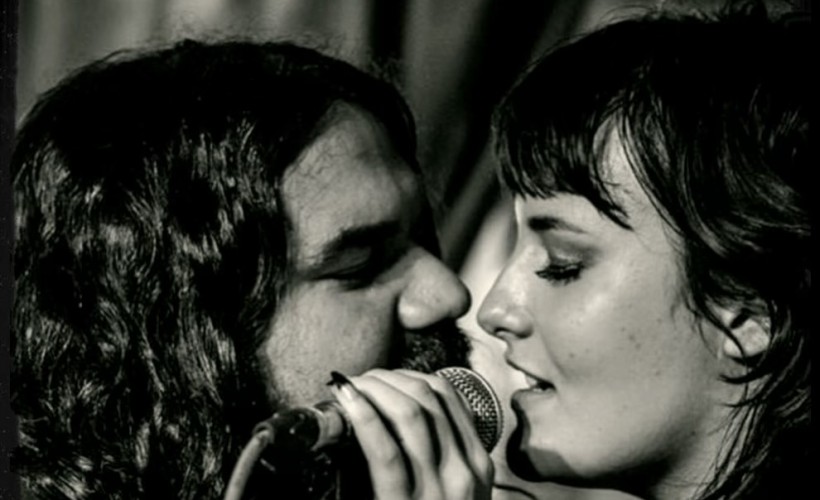  ROMEO STODART (The Magic Numbers) & REN HARVIEU 