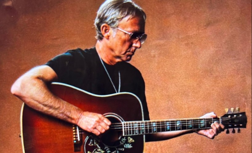 Traveller's Tunes: An Evening with Steve Cradock Tickets